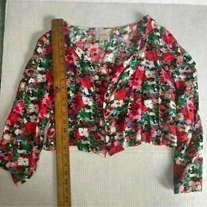 I. Madeline cropped floral blazer size Med